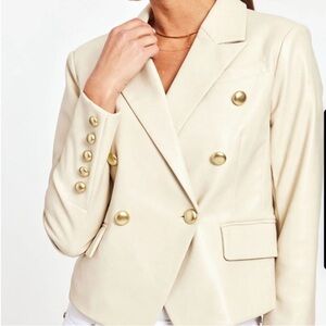 Dolce Cabo faux cream with buttons blazer
